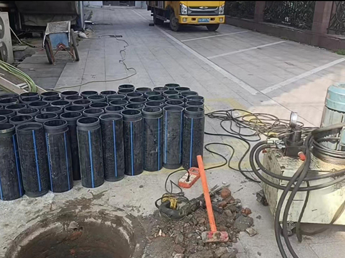 浦北PE置换管厂家 DN315置换管 非开挖管短管置换